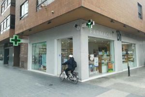 Montaje Pantalla Led para escaparate 2