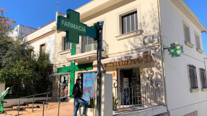 Cruz led para farmacia  en Villamartín Cádiz