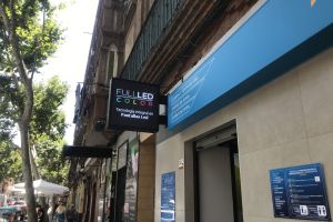 Montaje Pantalla Led para escaparate 4
